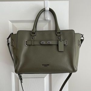 Blake Carryall Olive Green Bubble Surplus Leather